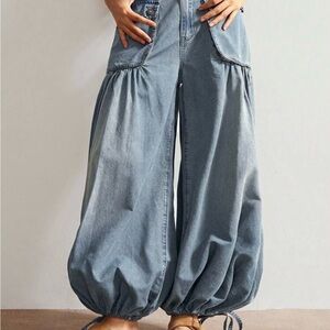 Wide Leg Blue Jeans